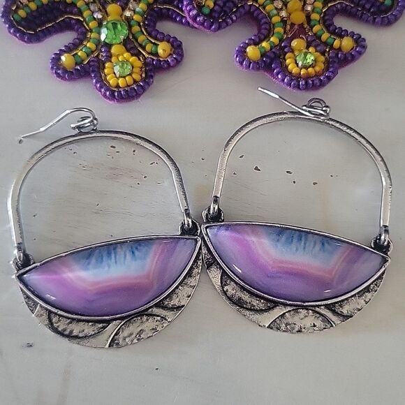 Mardi gras purple dangle earrings set of 2 - Picture 3 of 5